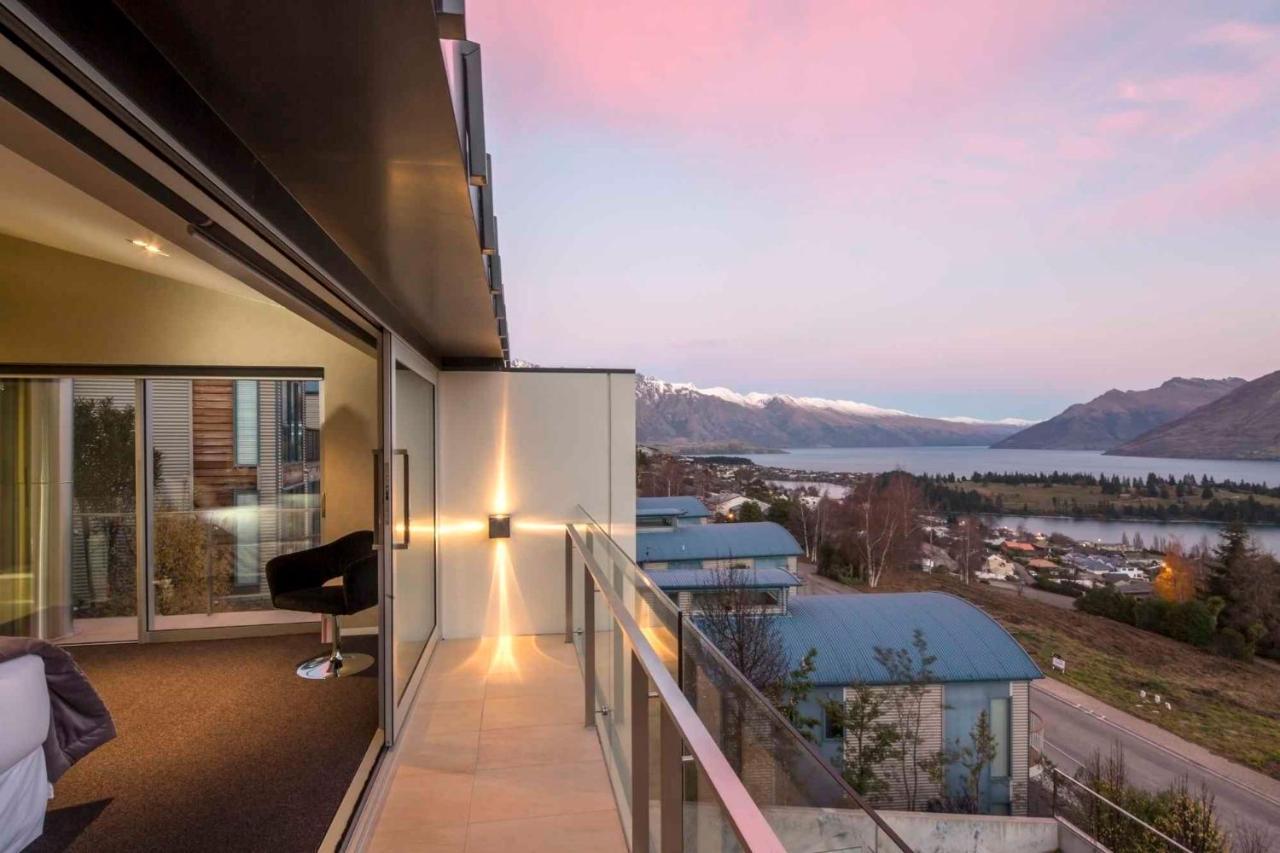 Villa De Luxe, A Relax It'S Done Luxury Holiday Home Queenstown Dış mekan fotoğraf