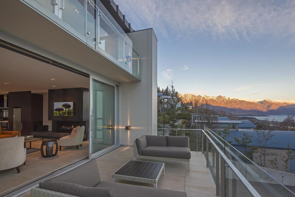 Villa De Luxe, A Relax It'S Done Luxury Holiday Home Queenstown Dış mekan fotoğraf